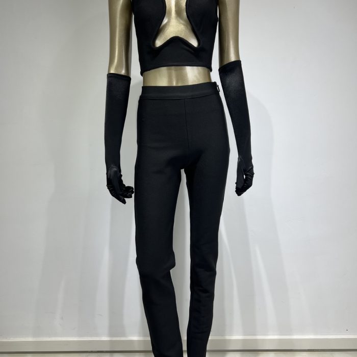 H2XAPT894_6.jpg H2XAPT894_6.jpg